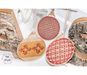 Stickserie ITH - Weihnachtskugeln Anhänger Grafisch